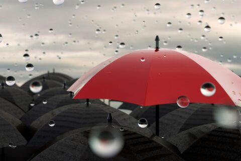 Severe Weather Impact on Insurance: Rising Costs & Risk